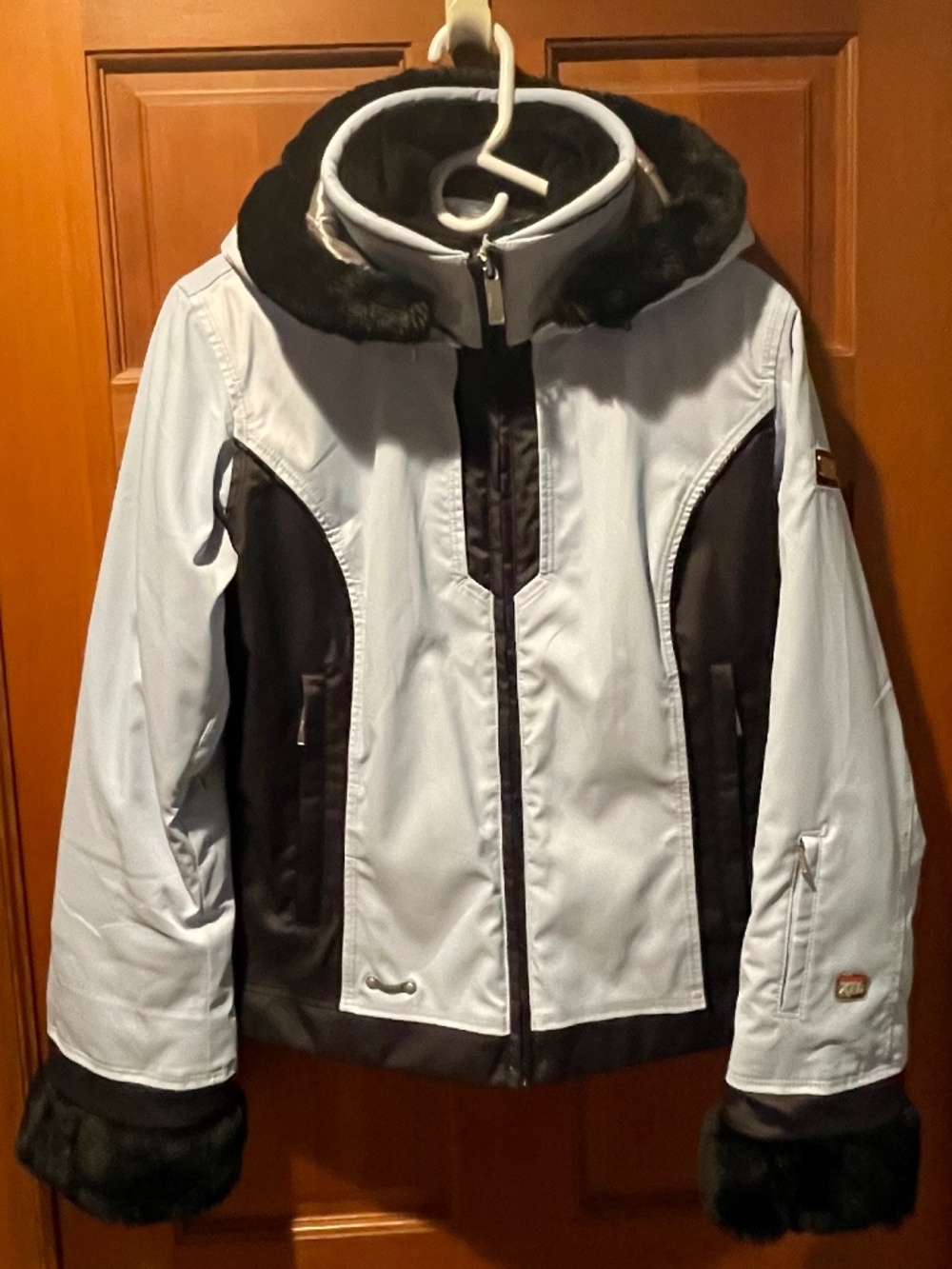 Women’s SPYDER Ski Jacket Thinsulate LiteLoft XTL in Periwinkle w/ Black Panels